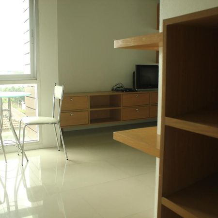 Bansabai Sabaidee Service Apartment Bangkok Exterior photo