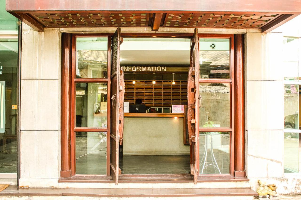 Bansabai Sabaidee Service Apartment Bangkok Exterior photo