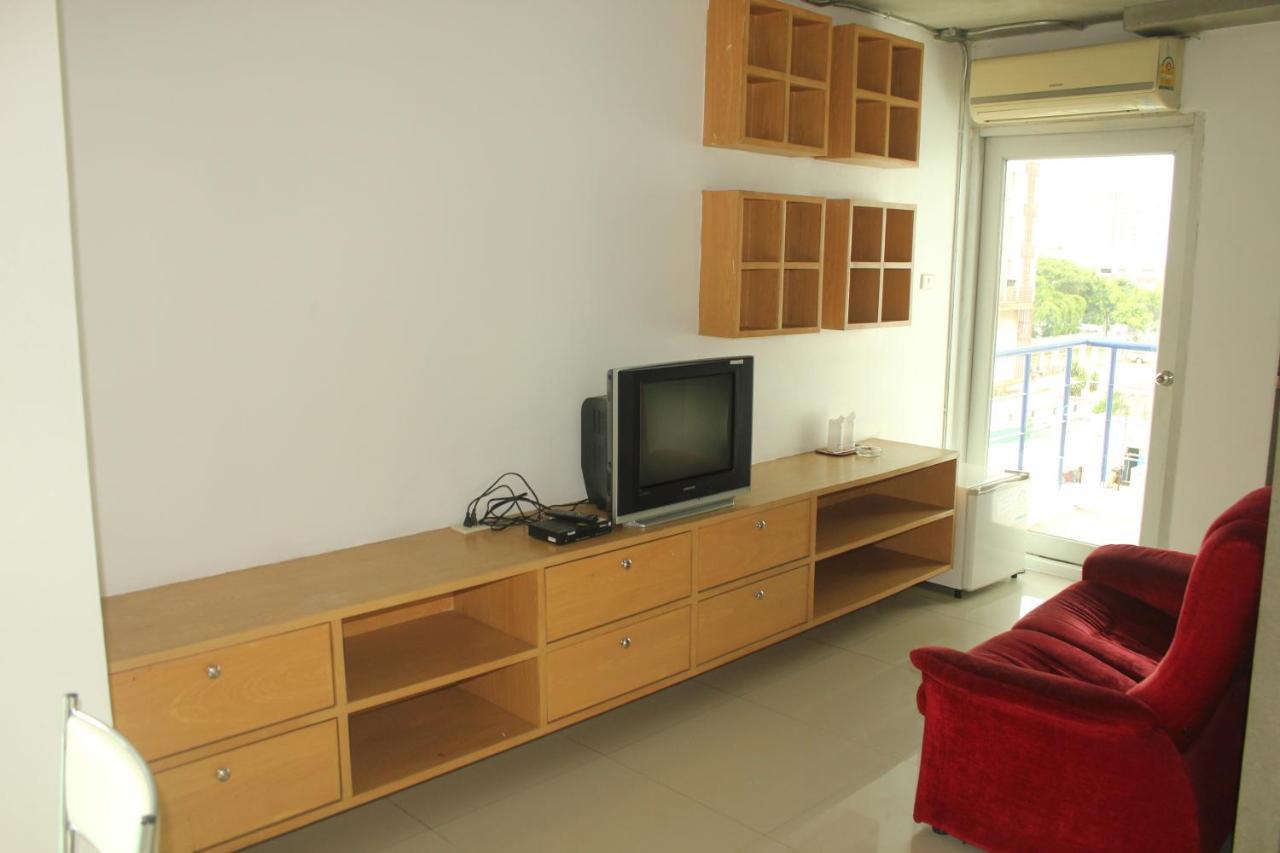 Bansabai Sabaidee Service Apartment Bangkok Exterior photo